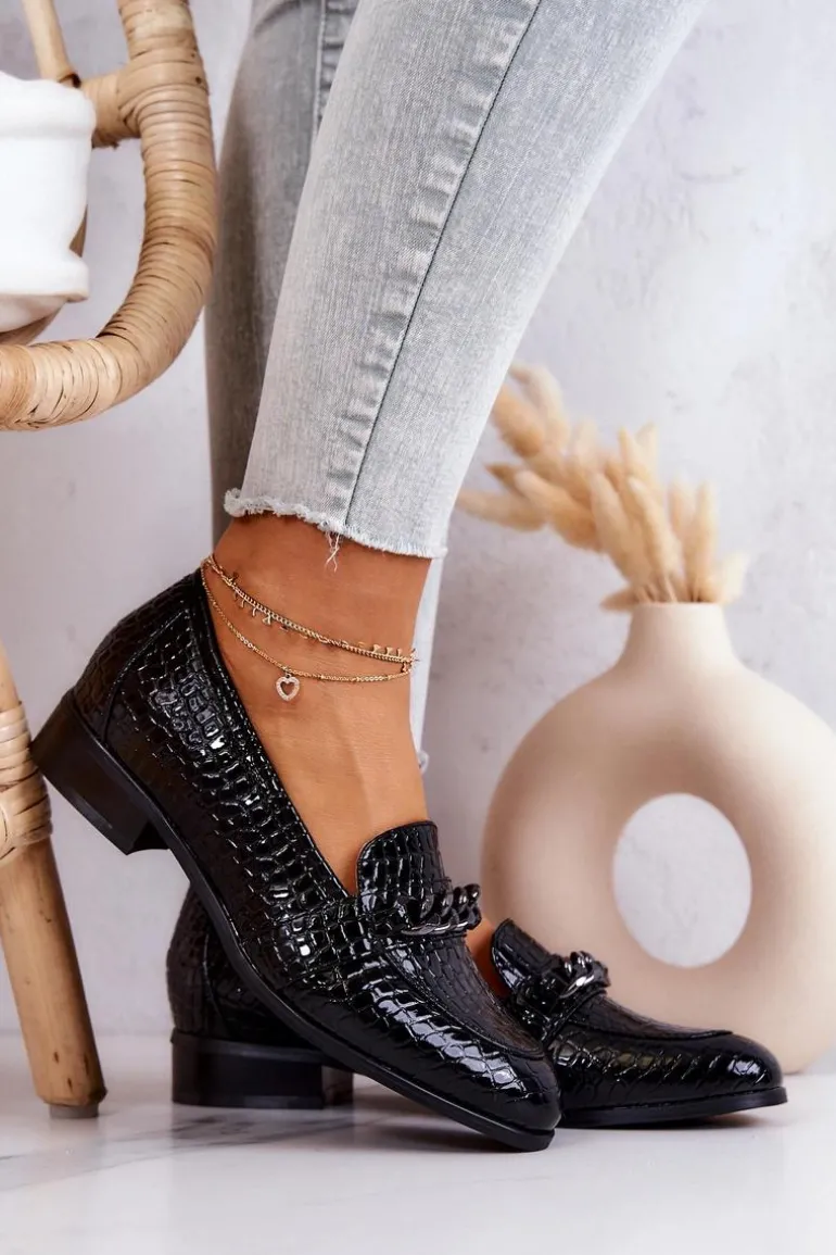 Lakierowane Półbuty W Wężowy Wzór Czarne Yasmin