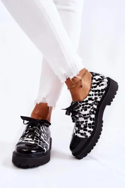 Lakierowane Półbuty Wiązane Laura Messi 2441 Czarno-Białe