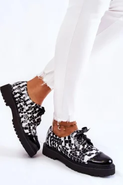 Lakierowane Półbuty Wiązane Laura Messi 2441 Czarno-Białe