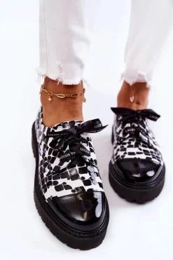 Lakierowane Półbuty Wiązane Laura Messi 2441 Czarno-Białe