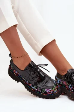 Lakierowane Półbuty Z Naturalnej Skóry Ze Wzorem Artiker 57C0174 Czarne