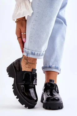 Lakierowane Półbuty Z Ozdobami Czarne Keily