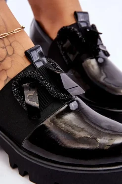 Lakierowane Półbuty Z Ozdobami Czarne Keily