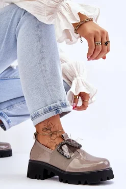 Lakierowane Półbuty Z Ozdobami Szare Keily