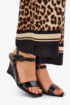 Lakierowane Sandały Damskie Na Koturnie Czarne Vliraya