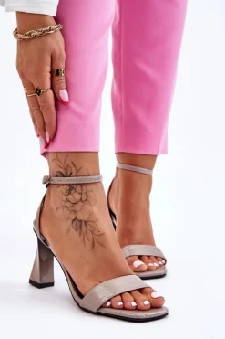 Lakierowane Sandały Na Obcasie Szare Owen