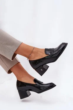 Lakierowane Skórzane Półbuty Damskie Na Obcasie Vinceza 18105 Czarne