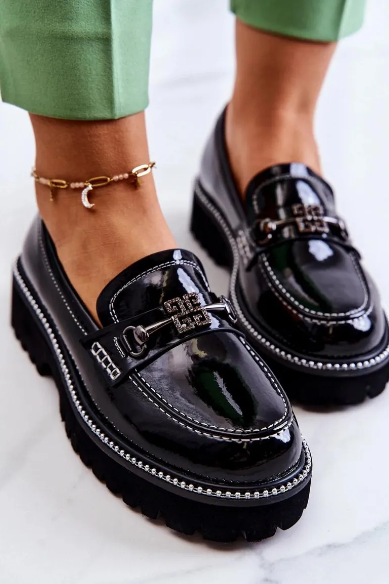 Lakierowane Skórzane Półbuty Z Ozdobą Czarne Adison