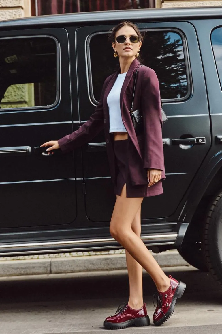 Lakierowane Skórzane Półbuty Damskie Z Przypinkami Artiker 57C0336 Bordowe