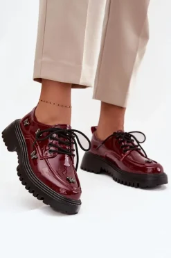 Lakierowane Skórzane Półbuty Damskie Z Przypinkami Artiker 57C0336 Bordowe