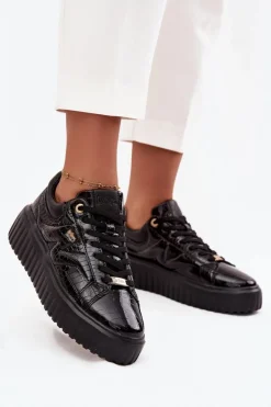 Lakierowane Sneakersy Damskie Na Platformie Lee Cooper LCJ-25-09-3870 Czarne