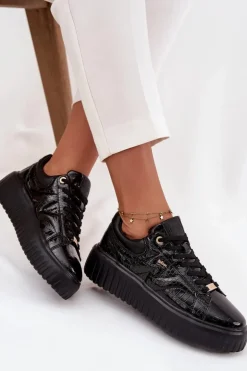 Lakierowane Sneakersy Damskie Na Platformie Lee Cooper LCJ-25-09-3870 Czarne