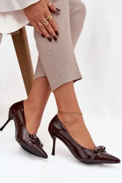 Lakierowane Szpilki Z Kokardką Czekoladowe Janisse