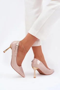 Lakierowane Szpilki Ze Złotą Klamrą Beżowe Mivira