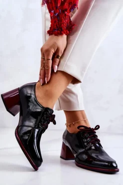 Lakierowane Wiązane Półbuty Na Słupku Czarno-Czerwone Esmera