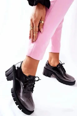 Lakierowane Wiązane Półbuty Czarno-Szare Mosy