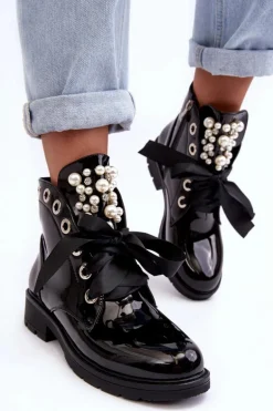 Lakierowane Zdobione Botki Czarne Sirdre