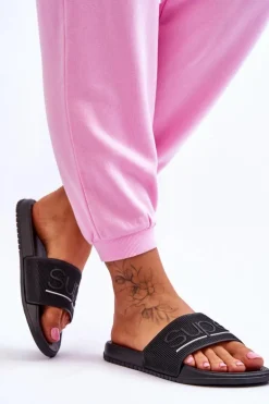 Lekkie Damskie Klapki Z Napisem Czarne Merry