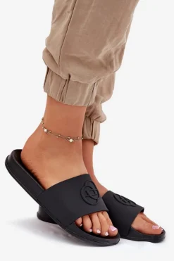 Lekkie Klapki Damskie Z Ozdobnym Tłoczeniem Czarne Isarisa