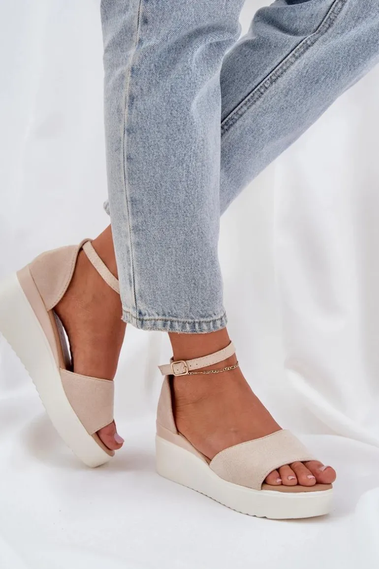 Lekkie Sandały Na Platformie I Delikatnym Koturnie Jasnobeżowe Gillifia