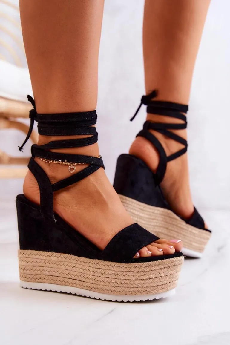 Lekkie Wiązane Sandały Na Koturnie Czarne Marriett