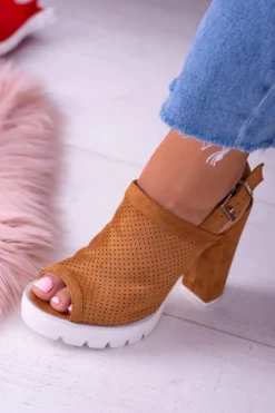 Lu Boo Brązowe Zamszowe Sandały na Słupku Emare