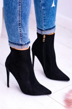 Lu Boo Czarne Zamszowe Botki na Szpilce Veneci