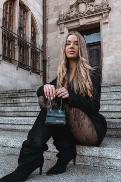 Marszczone Kozaki Na Szpilce Z Eko Zamszu Ocieplane Czarne Mavella