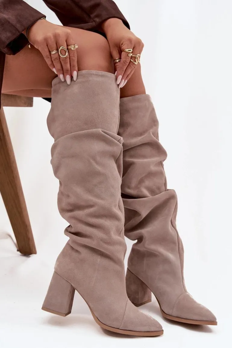 Marszczone Kozaki Z Naturalnego Zamszu Na Słupku Ocieplane Zazoo 4228 Beżowe