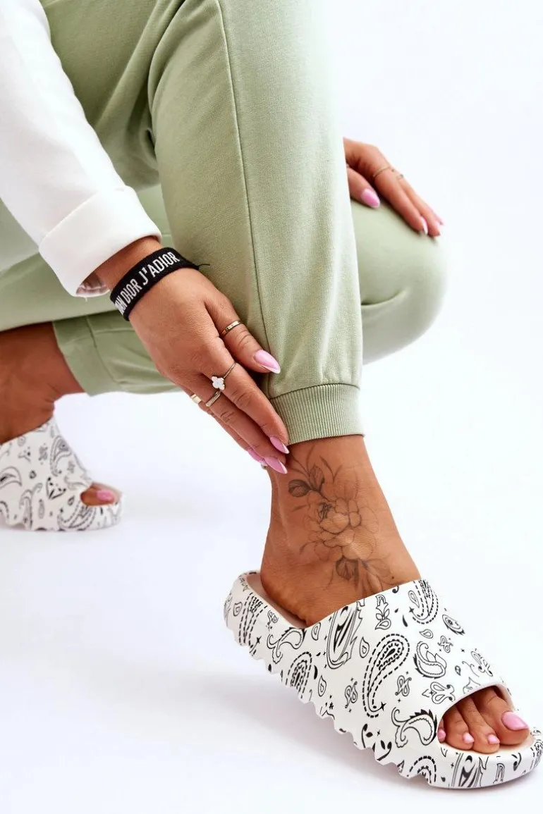 Modne Damskie Klapki Na Masywnej Platformie Białe Lorette