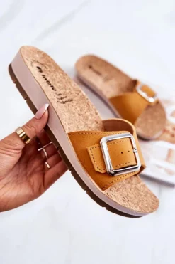 Modne Damskie Klapki Ze Sprzączką Inblu CP000031 Żółte