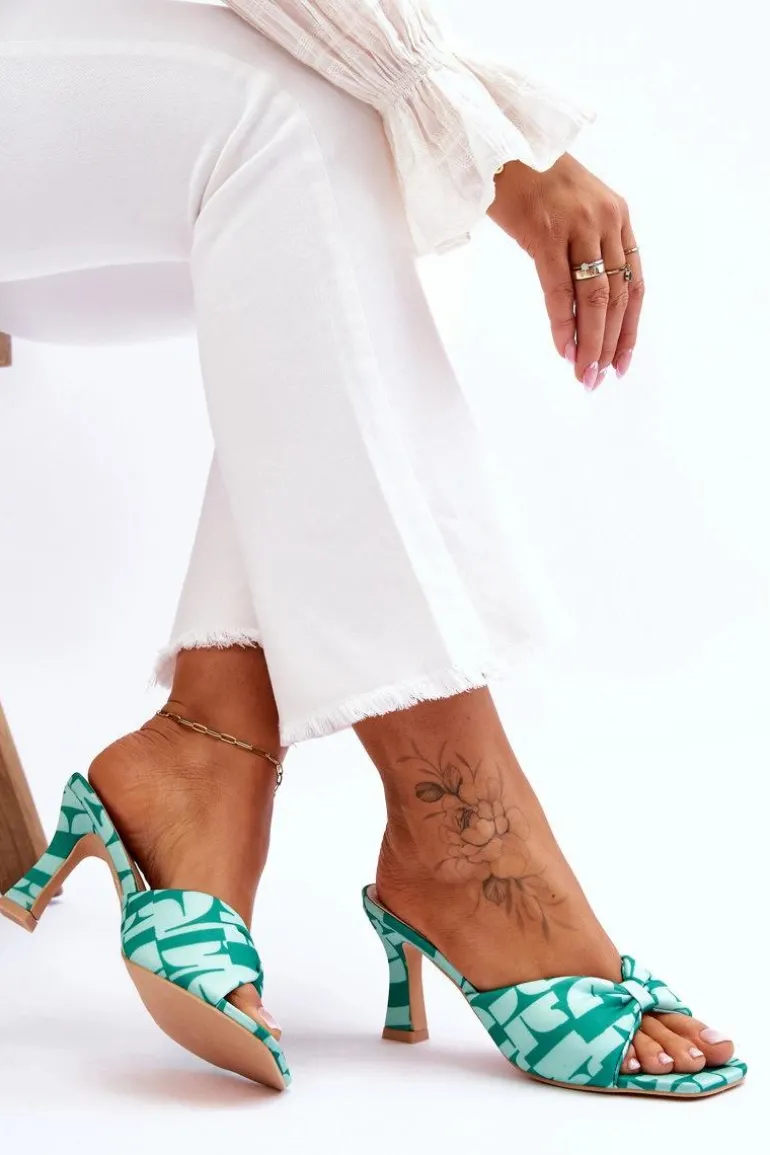 Modne Klapki Na Obcasie W Print Zielone Floria