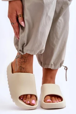 Modne Klapki Na Platformie Jasnobeżowe Estella