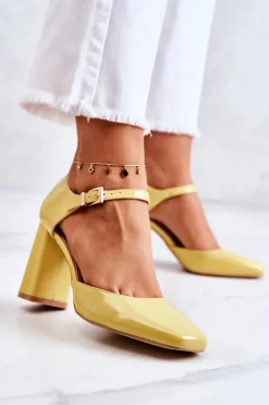 Modne Lakierowane Czółenka Na Słupku Żółte Maoris