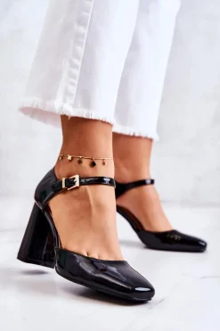 Modne Lakierowane Czółenka Na Słupku Czarne Maoris