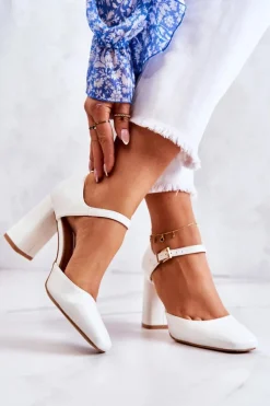 Modne Lakierowane Czółenka Na Słupku Białe Maoris