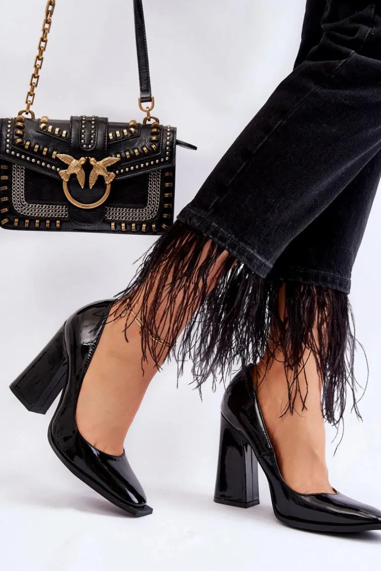 Modne Lakierowane Czółenka Na Słupku Czarne Mysterious