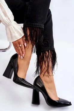 Modne Lakierowane Czółenka Na Słupku Czarne Mysterious