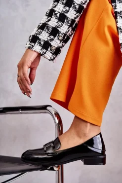 Modne Lakierowane Półbuty Loafery Czarne Trine