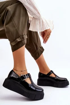 Modne Lakierowane Półbuty Na Masywnej Platformie Czarne Colson