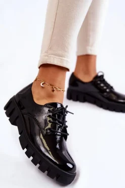 Modne Lakierowane Półbuty Wiązane Czarne Gwendy