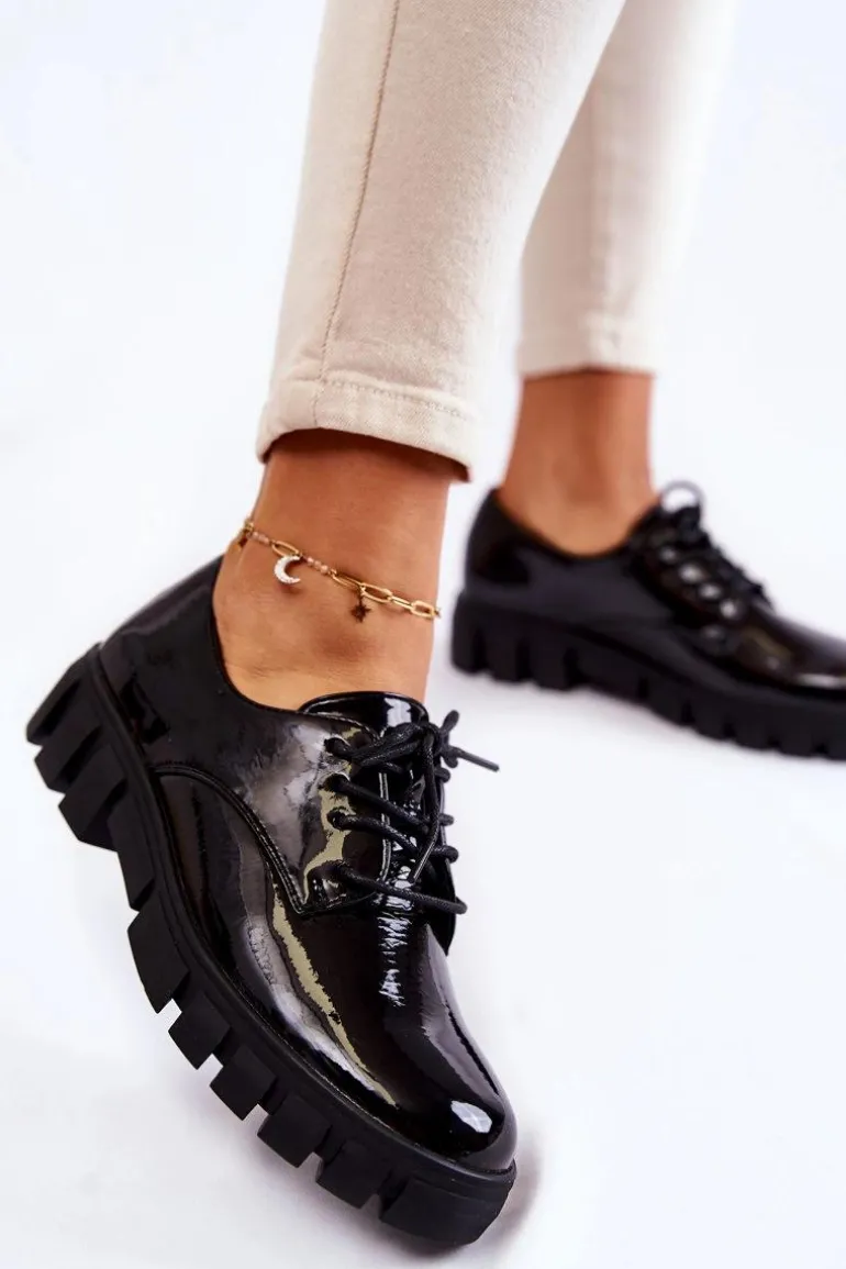 Modne Lakierowane Półbuty Wiązane Czarne Gwendy