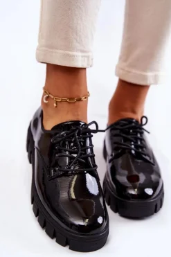 Modne Lakierowane Półbuty Wiązane Czarne Gwendy