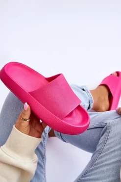 Modne Lekkie Klapki Na Masywnej Podeszwie Fuksja Rebel