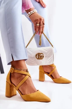 Modne Sandałki Na Słupku Żółte Sinari