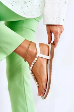 Modne Sandały Japonki Z Perłami Białe Isalia