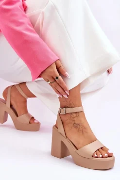 Modne Sandały Na Masywnym Obcasie Beżowe Karmine