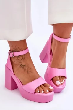 Modne Sandały Na Masywnym Obcasie Różowe Karmine