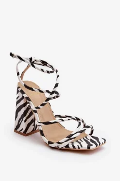 Modne Sandały Na Obcasie Biało-Czarne Josette