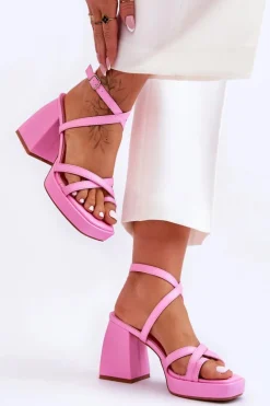 Modne Sandały Na Obcasie I Platformie Jasnoróżowe Secret Rose